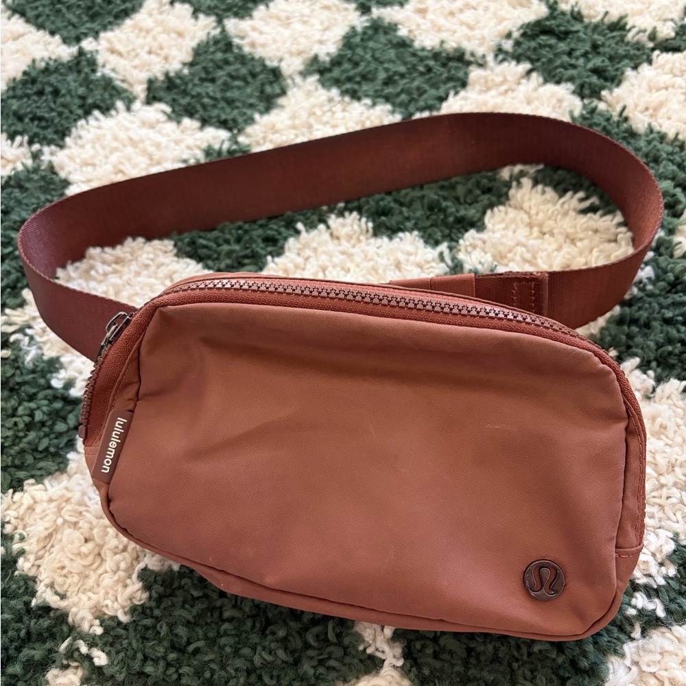 lululemon athletica Everywhere Belt Bag 1L in Terracotta